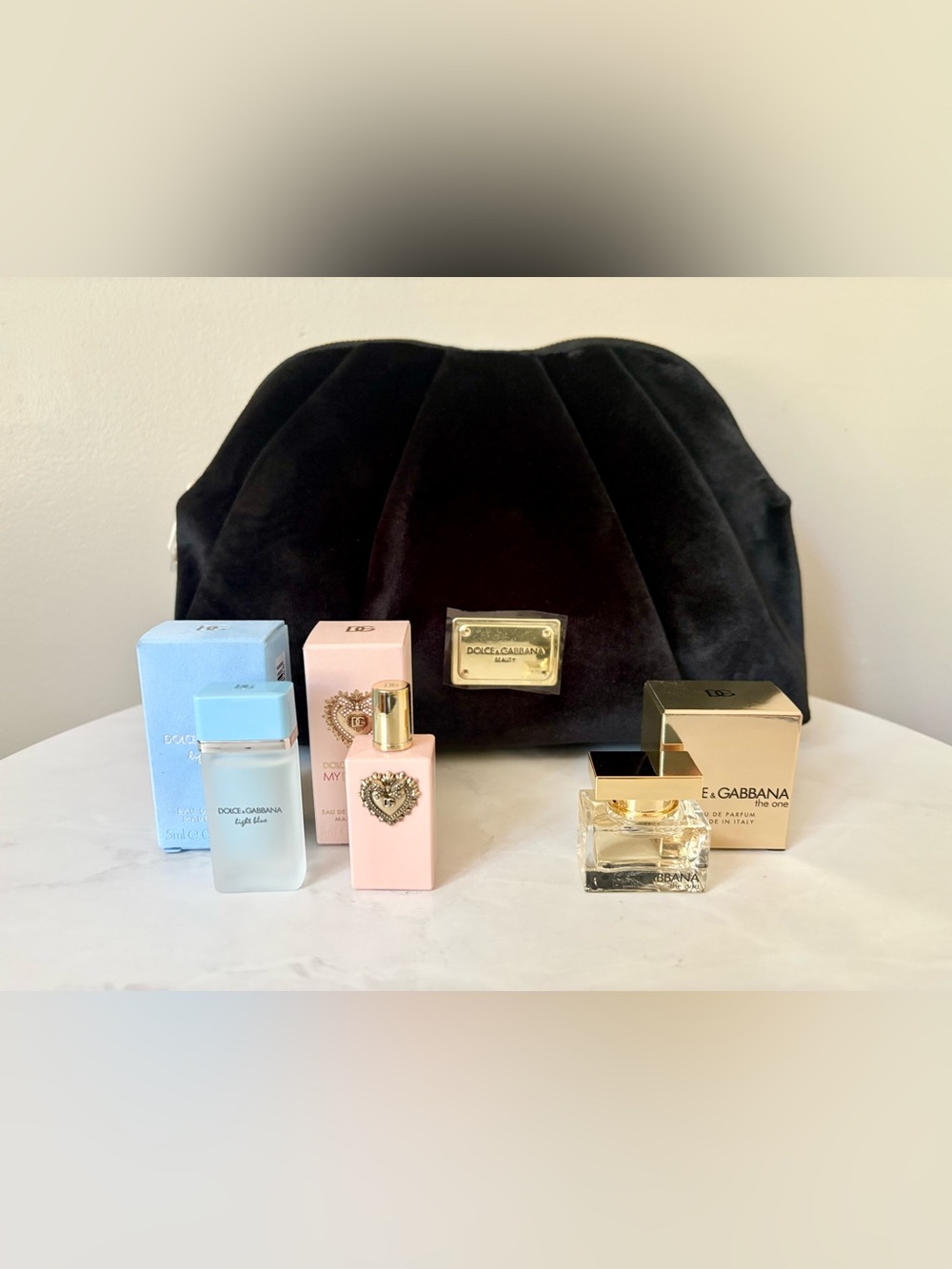 Dolce & Gabbana Black Velvet Key & Card Holder with Gold Plaque - Picture 3 of 10